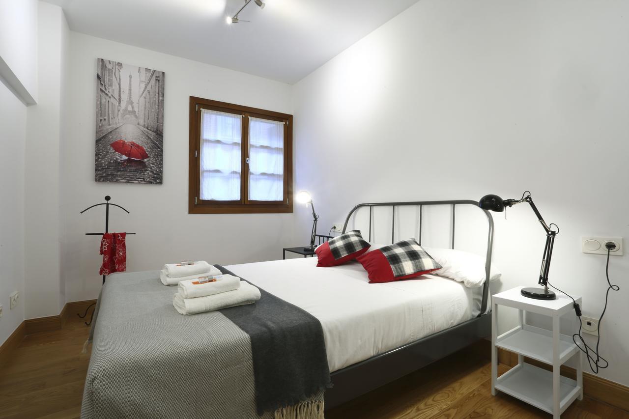 Tolosa By Smiling Rentals Hondarribia Bagian luar foto