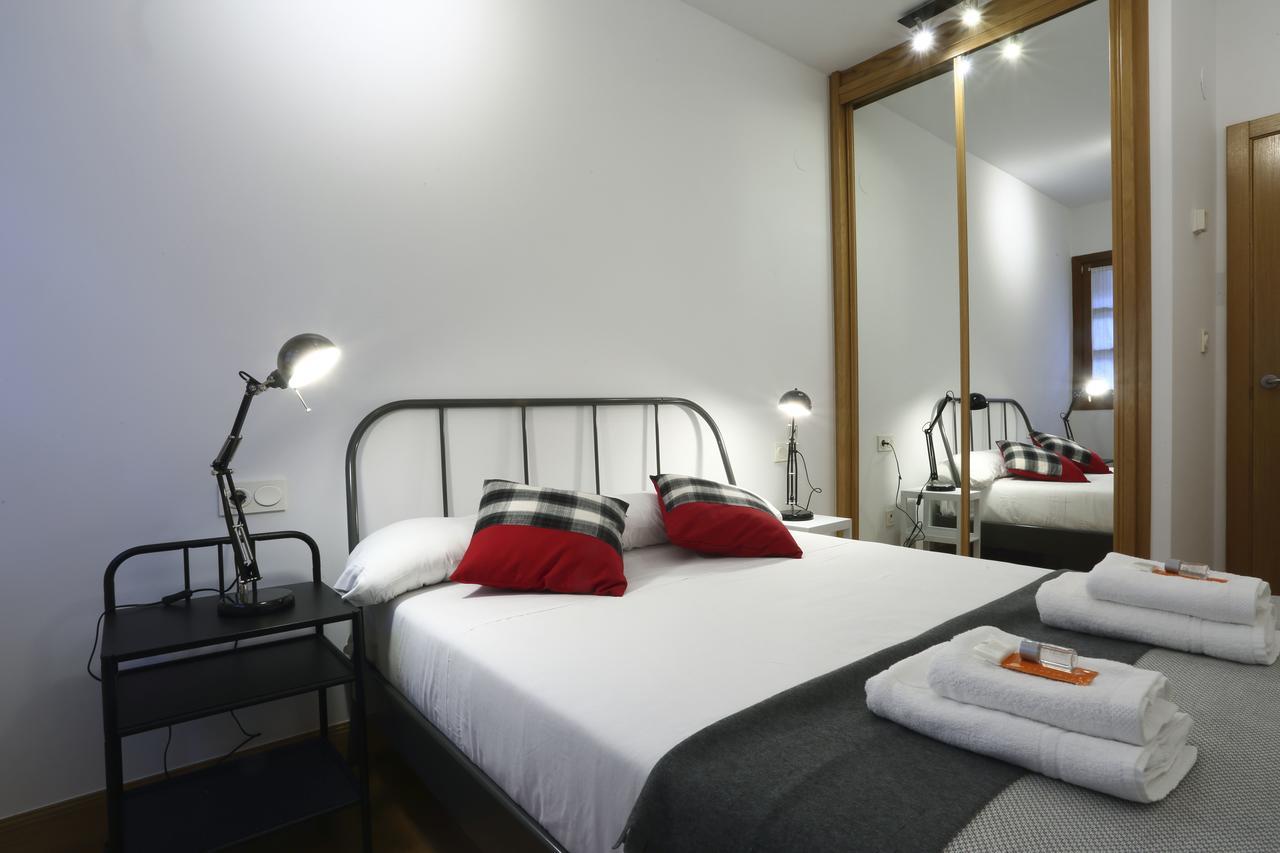 Tolosa By Smiling Rentals Hondarribia Bagian luar foto