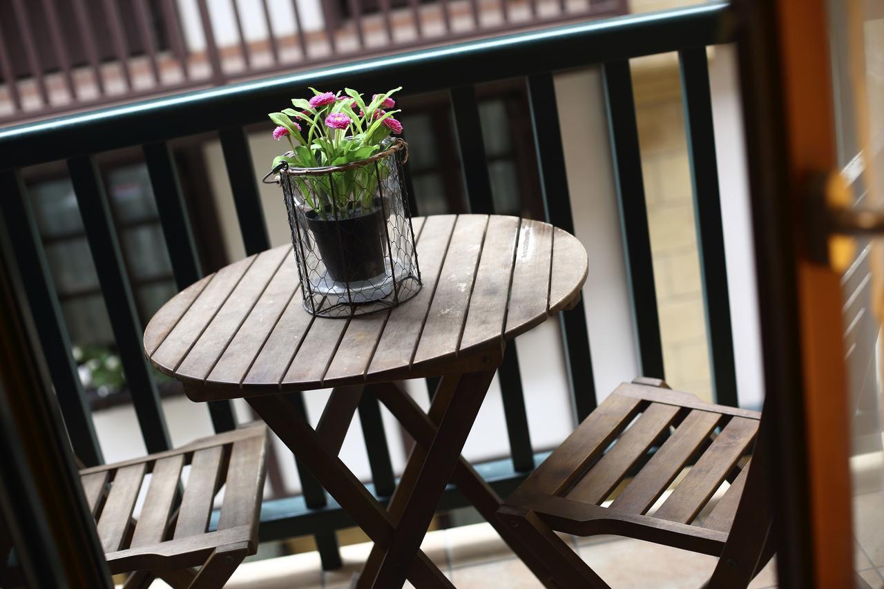 Tolosa By Smiling Rentals Hondarribia Bagian luar foto
